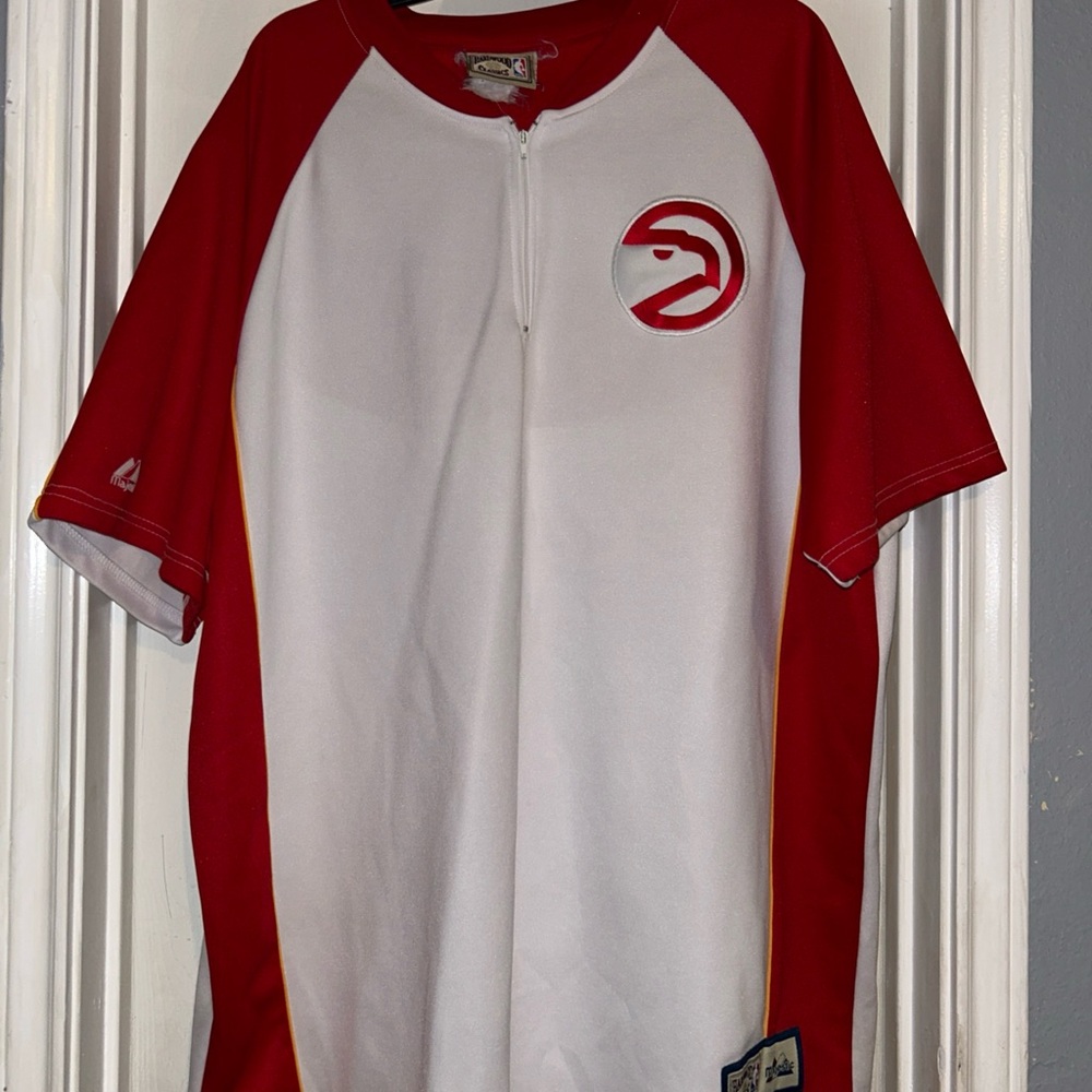 Red and White Men's Atlanta hawks warm up jersey xl